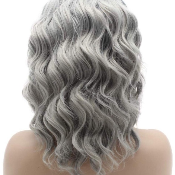 KREE 14” GREY OMBRÉ WAVY Lace Front Wig *NWT*? main image 5